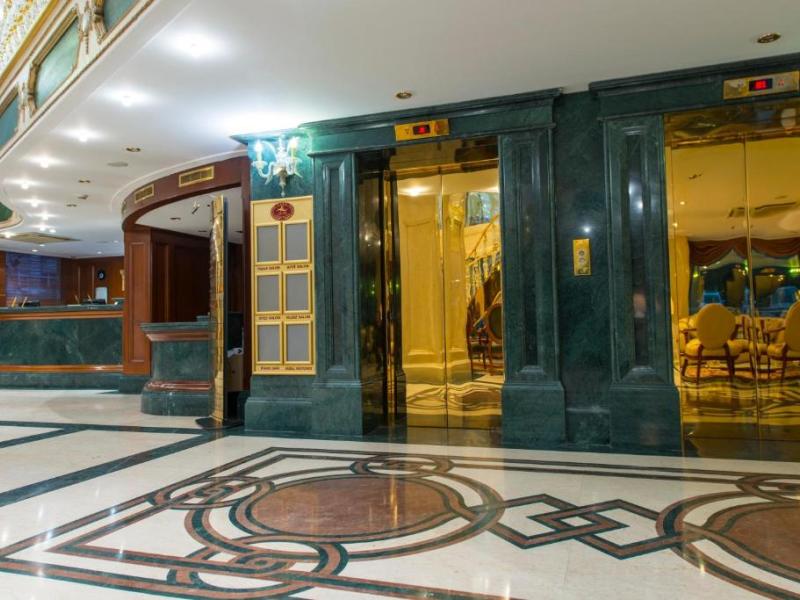 Akar International Hotel