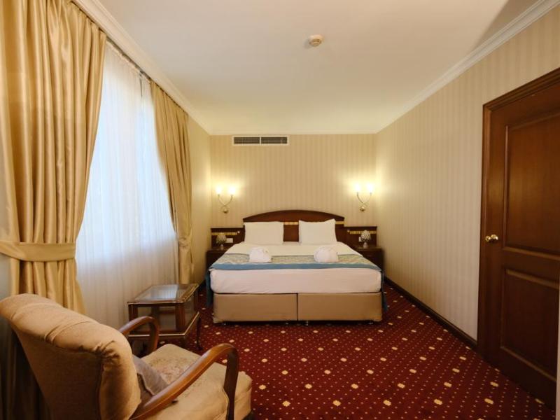 Akar International Hotel