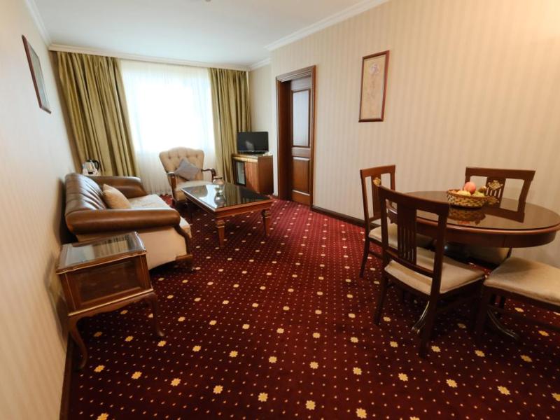 Akar International Hotel