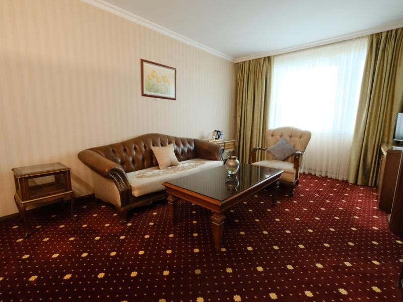 Akar International Hotel