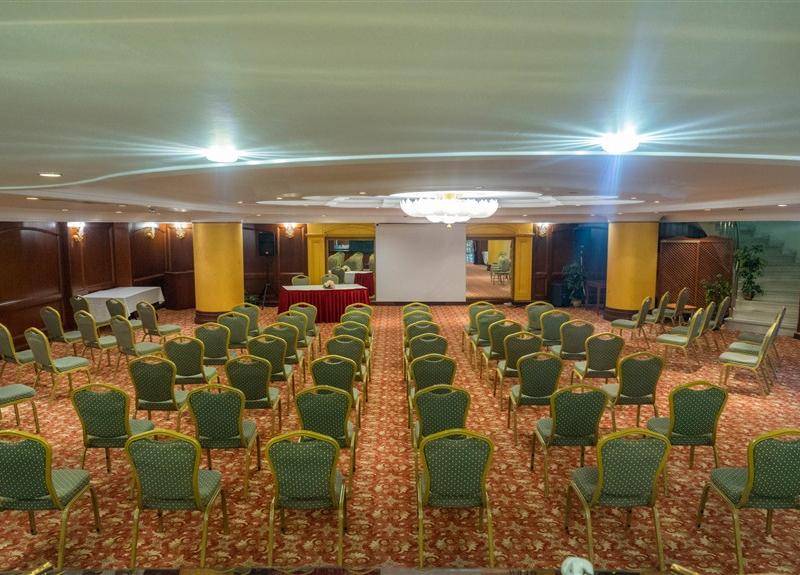 Akar International Hotel