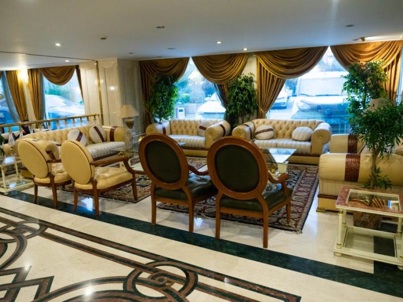 Akar International Hotel