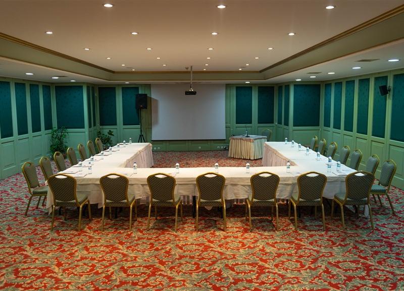 Akar International Hotel
