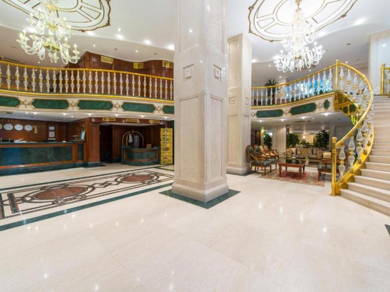 Akar International Hotel