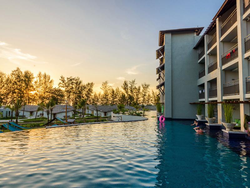 Mai Khao Lak Beach Resort & Spa