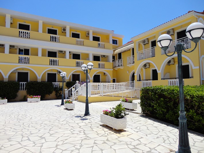 Konstantin Beach Hotel