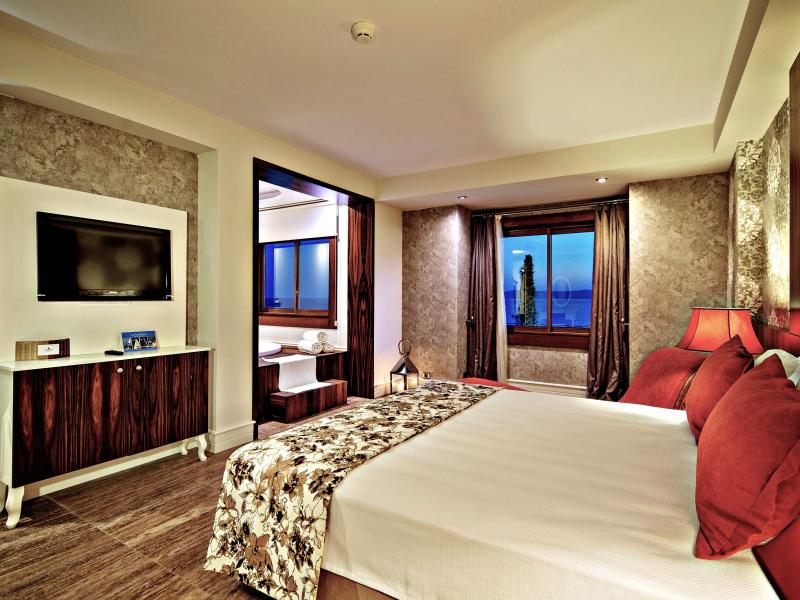 Royal Teos Thermal Resort Clinic & SPA (Sigacik)