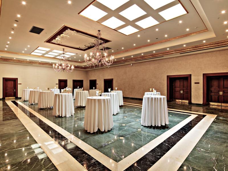 Royal Teos Thermal Resort Clinic & SPA (Sigacik)