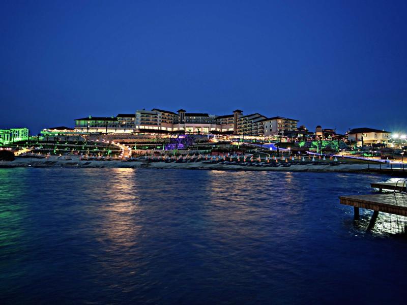 Royal Teos Thermal Resort Clinic & SPA (Sigacik)