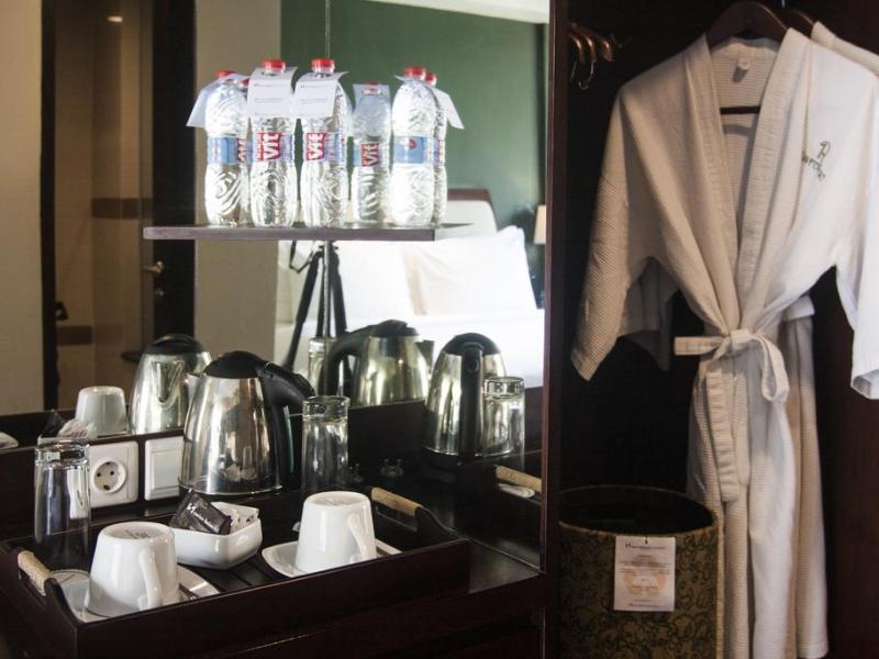 Swiss-Belhotel Rainforest