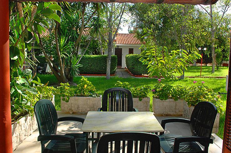 Alykes Park Bungalows & Apartments