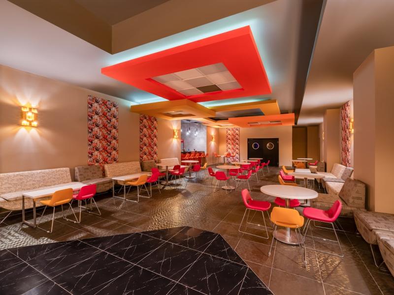 Royal Garden Beach Hotel