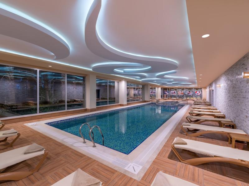 Royal Garden Beach Hotel