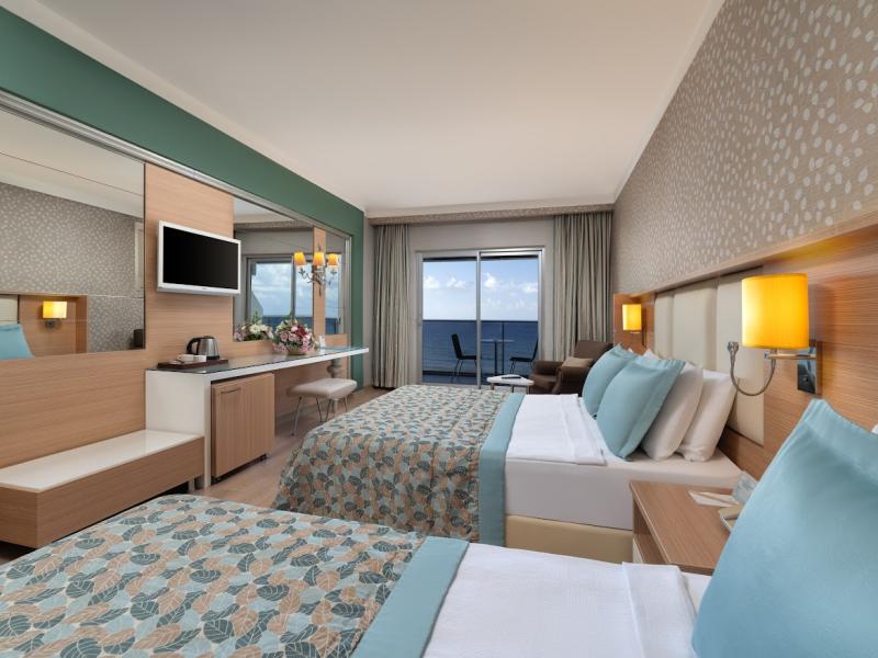 Royal Garden Beach Hotel