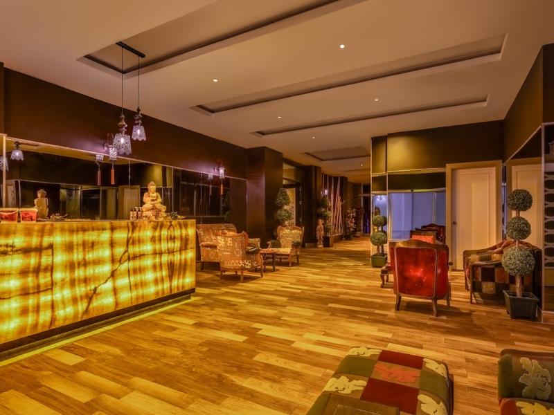 Royal Garden Beach Hotel