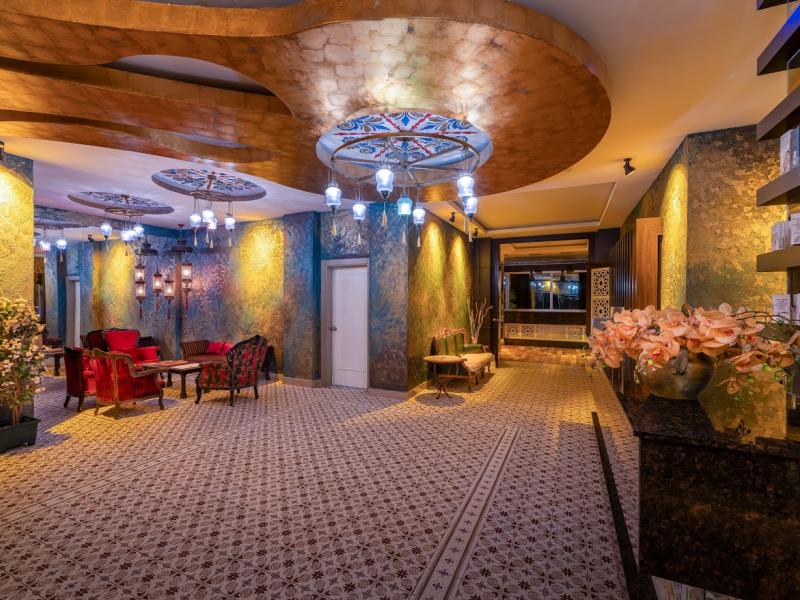 Royal Garden Beach Hotel