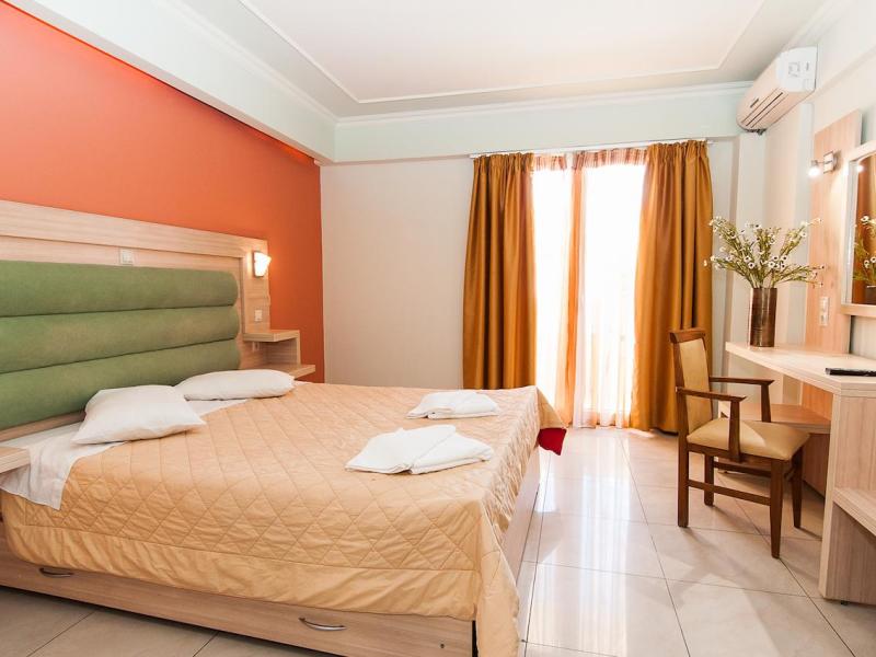 Bomo Zante Plaza Hotel & Apartments