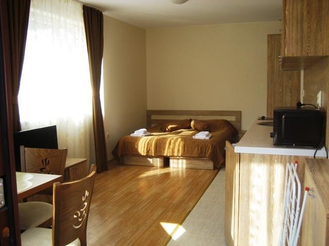 Amellia Ravda Apartments