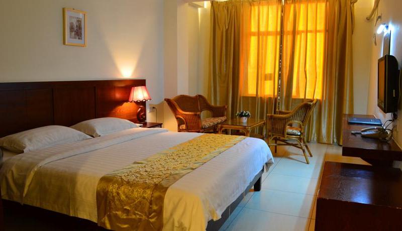 Sanya Tiantian Fast Hotel