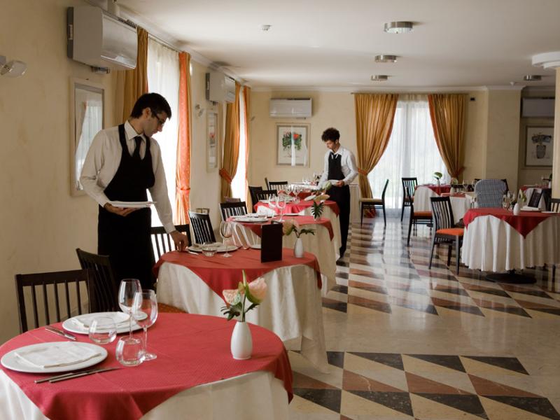 Castellaro Golf Resort