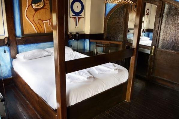 Ararat Hotel
