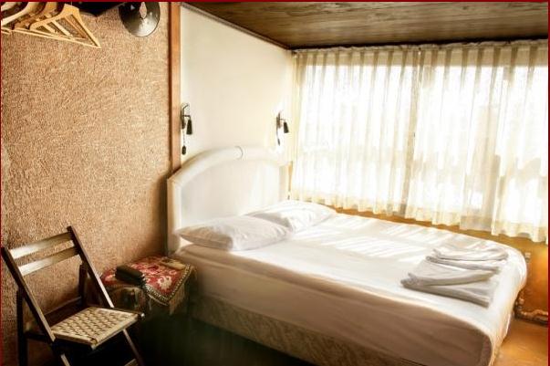 Ararat Hotel