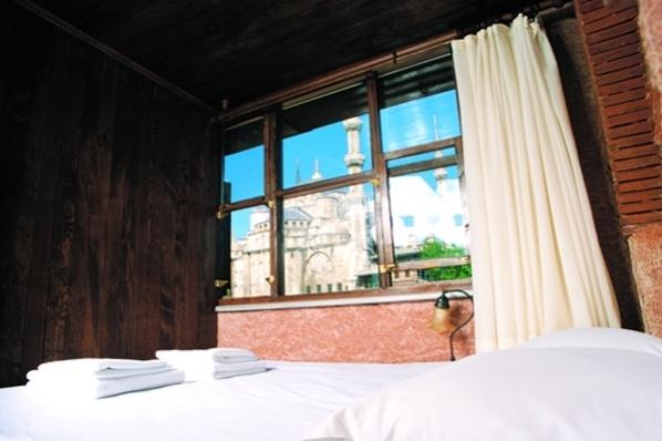 Ararat Hotel