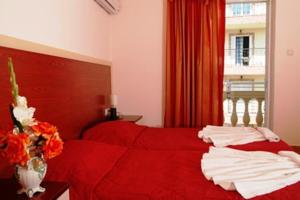 Altura Hotel