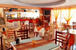 Altura Hotel