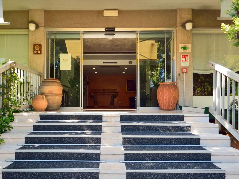 Hotel Ghironi 