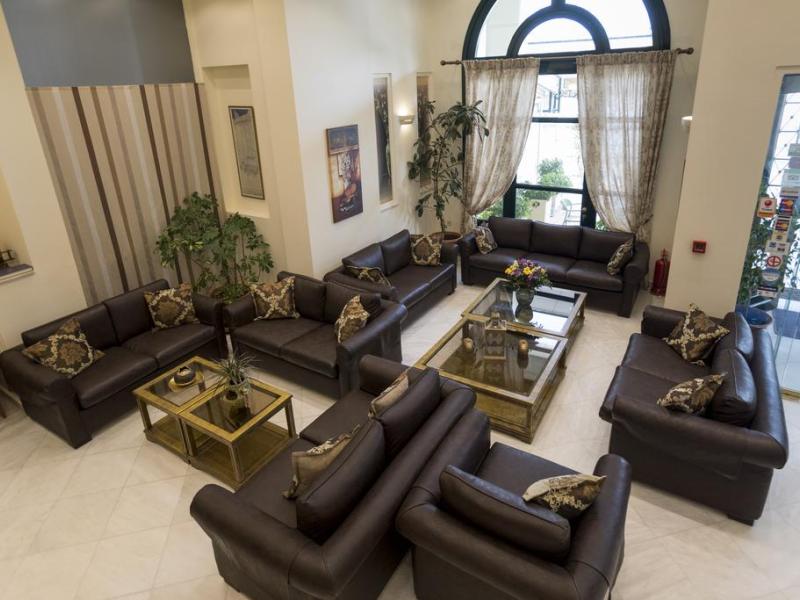 Ionian Plaza Hotel 