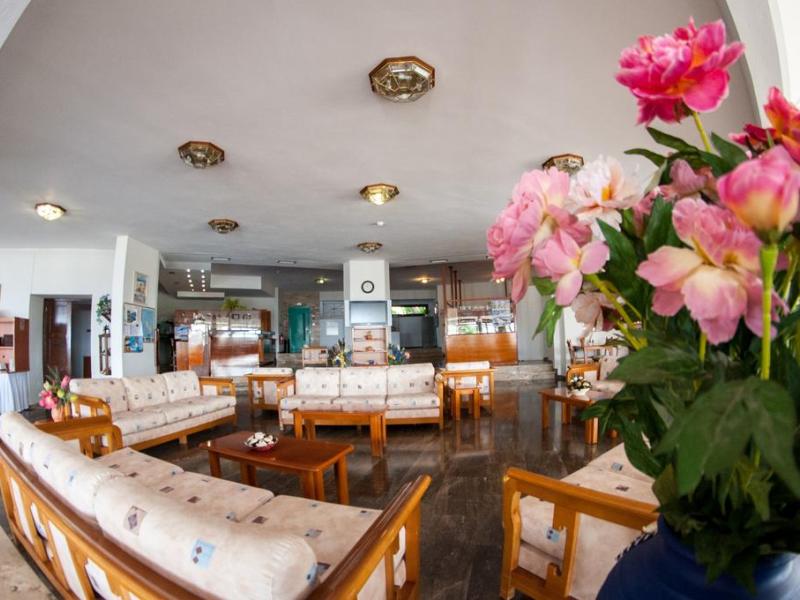 Karavados Beach Hotel