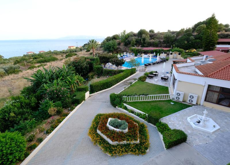 Karavados Beach Hotel