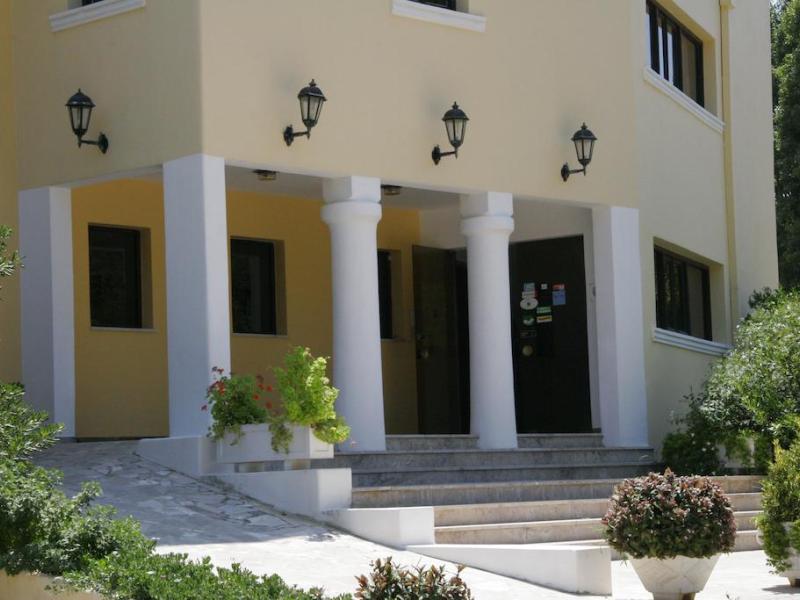 Karavados Beach Hotel