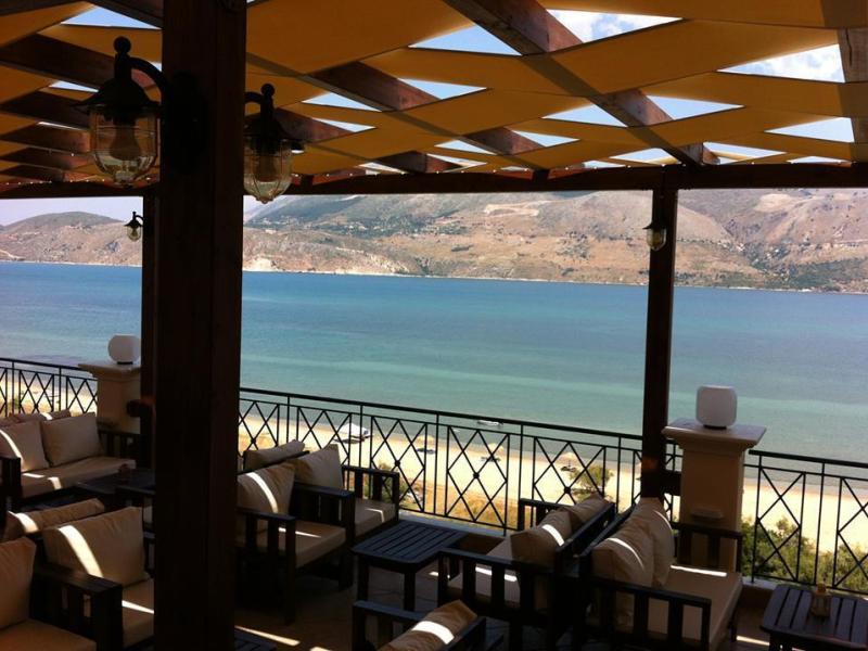 Lazaratos Hotel