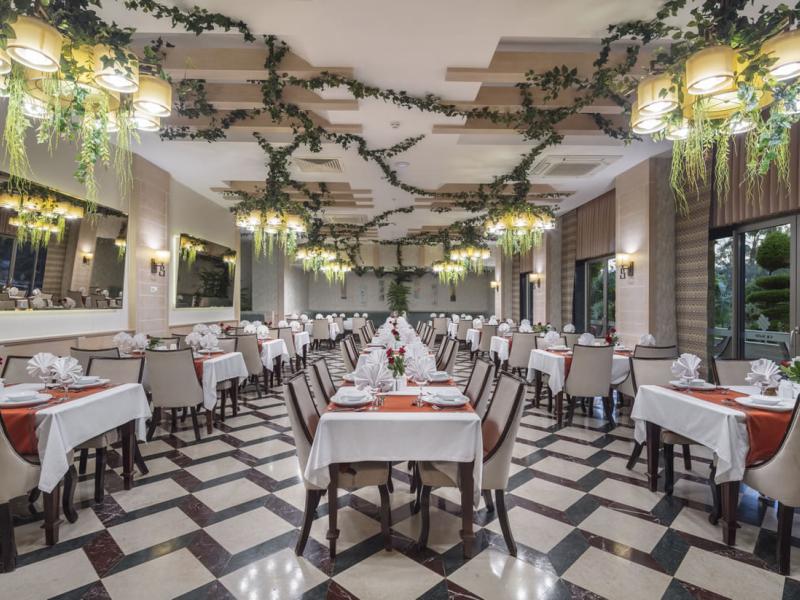 Saphir Hotel & Villas