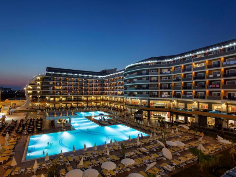 SENZA The Inn Resort & Spa