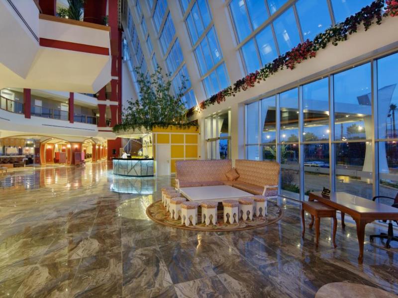 SENZA The Inn Resort & Spa
