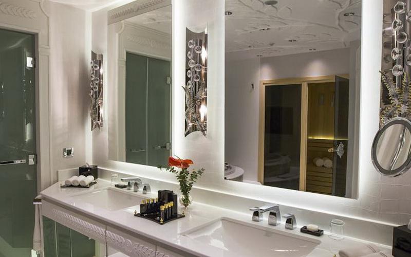 Wyndham Grand Istanbul Kalamis Marina Hotel