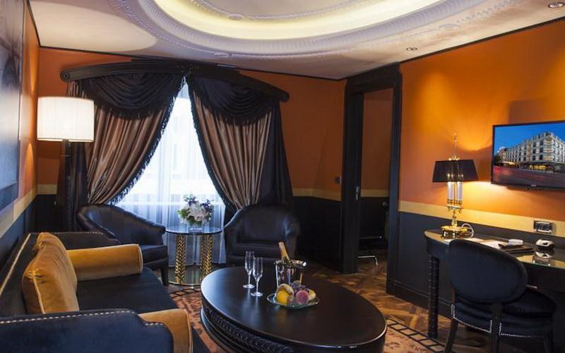 Wyndham Grand Istanbul Kalamis Marina Hotel