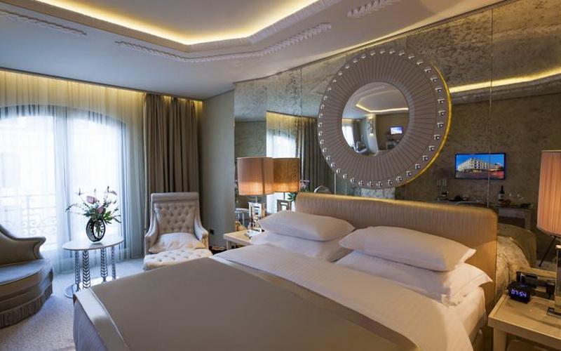 Wyndham Grand Istanbul Kalamis Marina Hotel