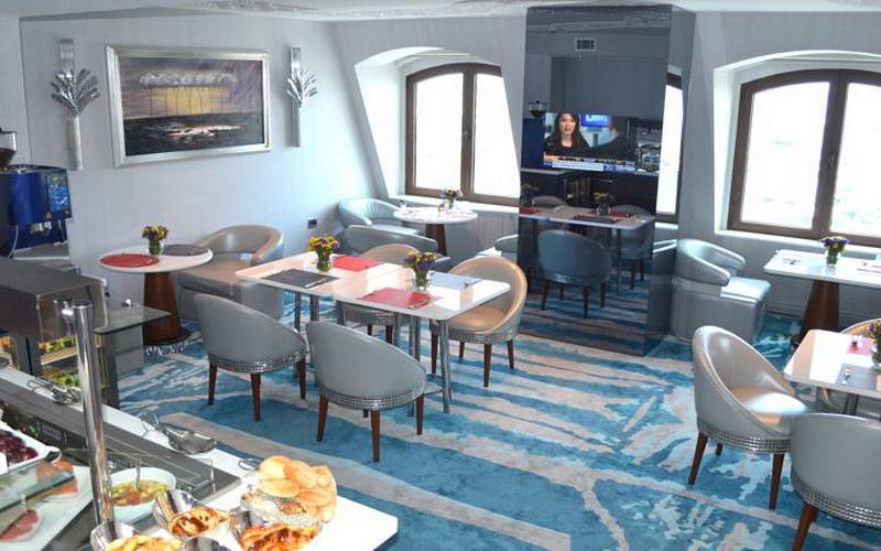 Wyndham Grand Istanbul Kalamis Marina Hotel