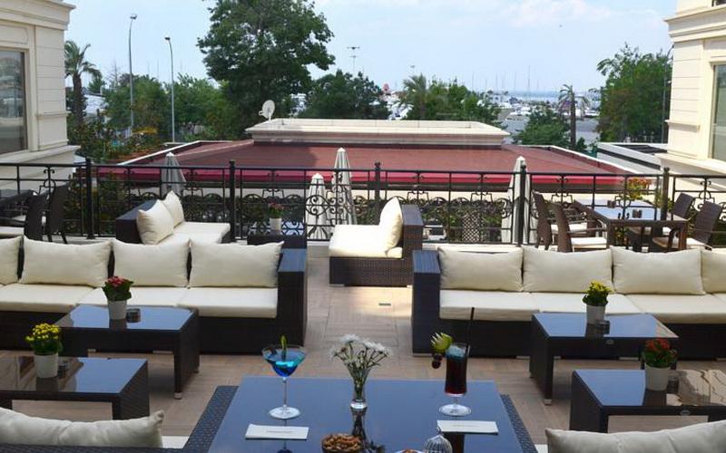 Wyndham Grand Istanbul Kalamis Marina Hotel