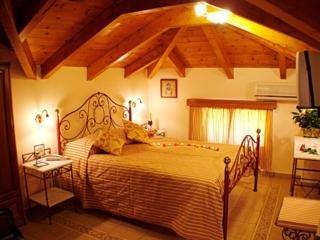 Andreolas Luxury Suites