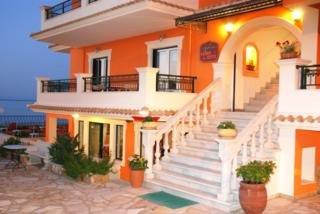 Andreolas Luxury Suites