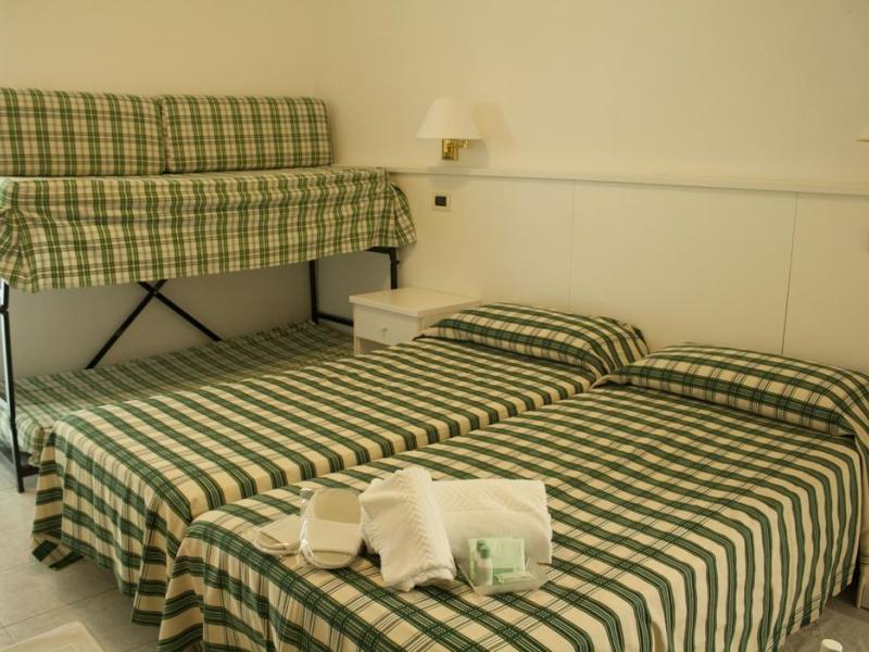 Niagara Hotel & Residence