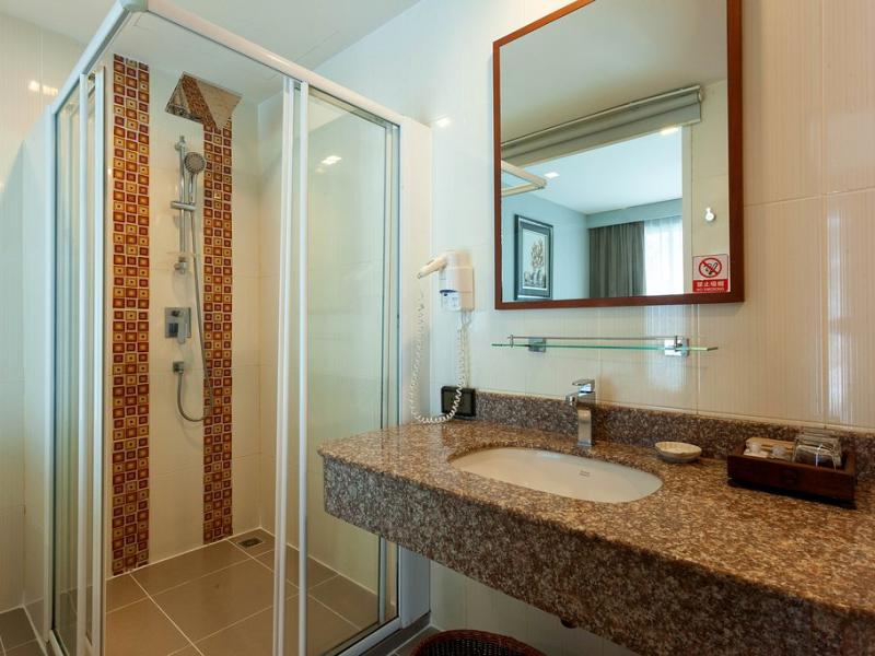 Elite Suites Hotel Patong