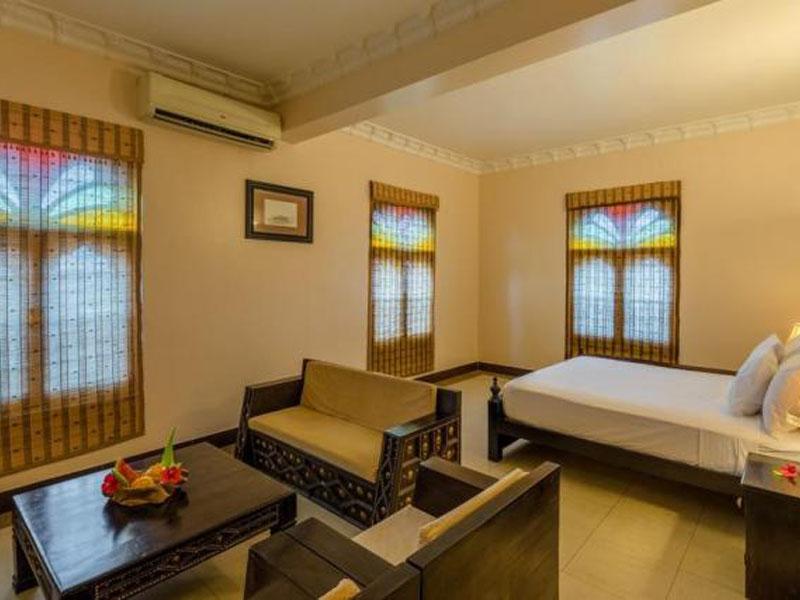 Golden Tulip Stonetown Boutique