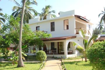 Отель Flame Tree Cottages Танзания, Нунгви, фото 16