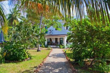 Отель Flame Tree Cottages Танзания, Нунгви, фото 21